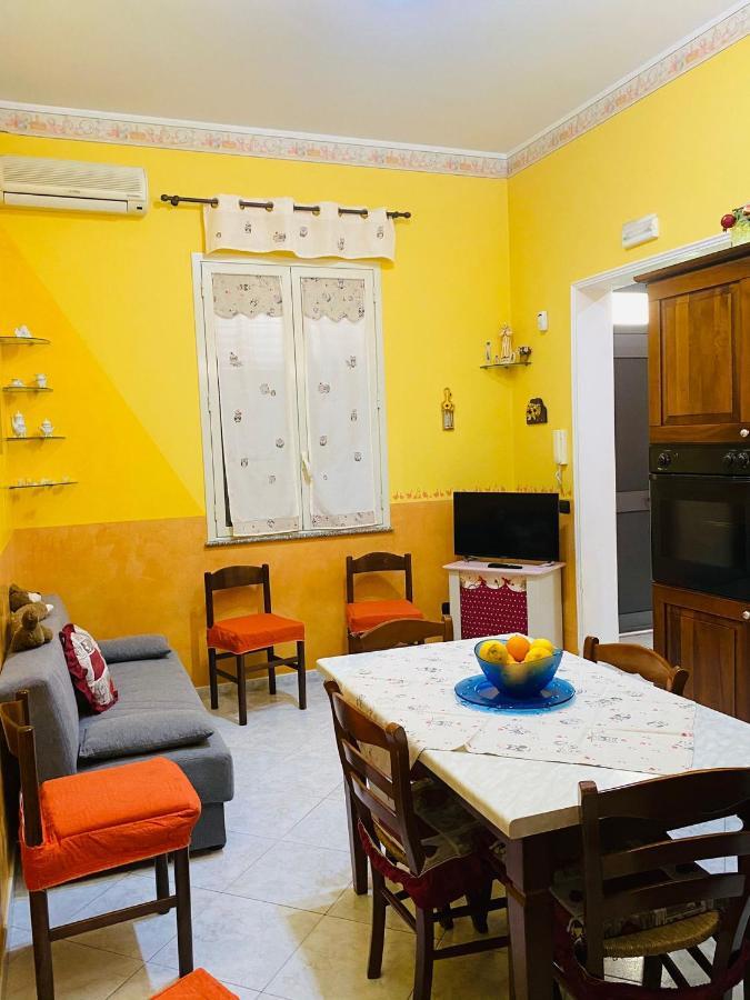 Giusy'S House Apartment Avola Exterior photo
